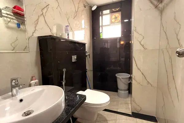 Urban Suites Bathroom